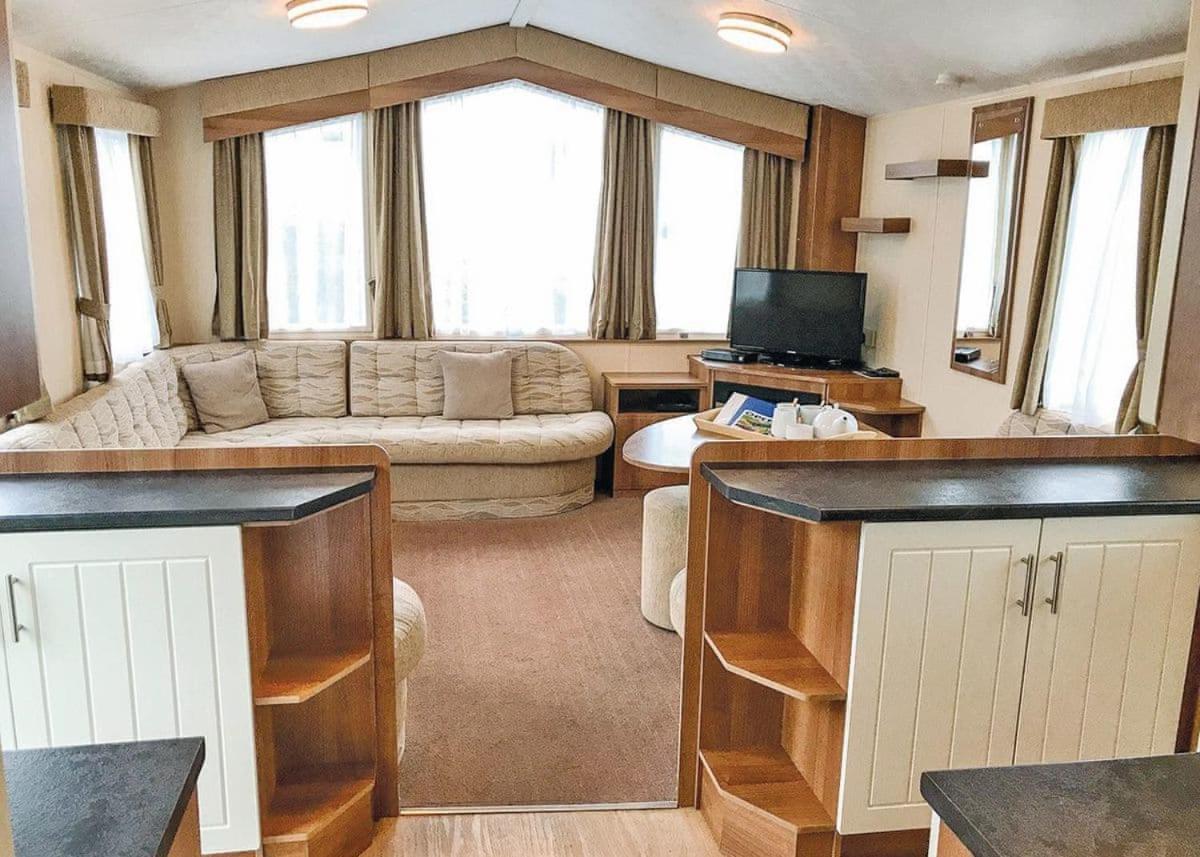 Llanllawer Fishguard Bay Resort מראה חיצוני תמונה