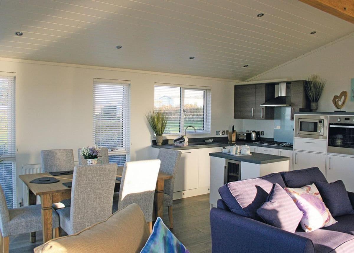 Llanllawer Fishguard Bay Resort מראה חיצוני תמונה