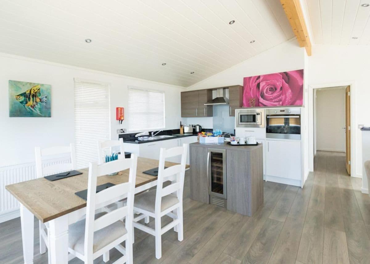Llanllawer Fishguard Bay Resort מראה חיצוני תמונה